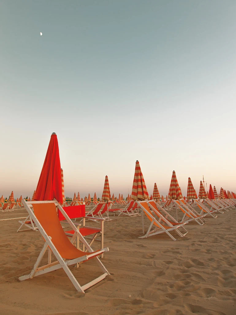 At the Beach III by Aledanda