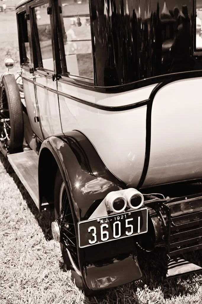 Classic Car V by Aledanda. SKU 37462h. Archival Giclee Fine art print for wall decor.