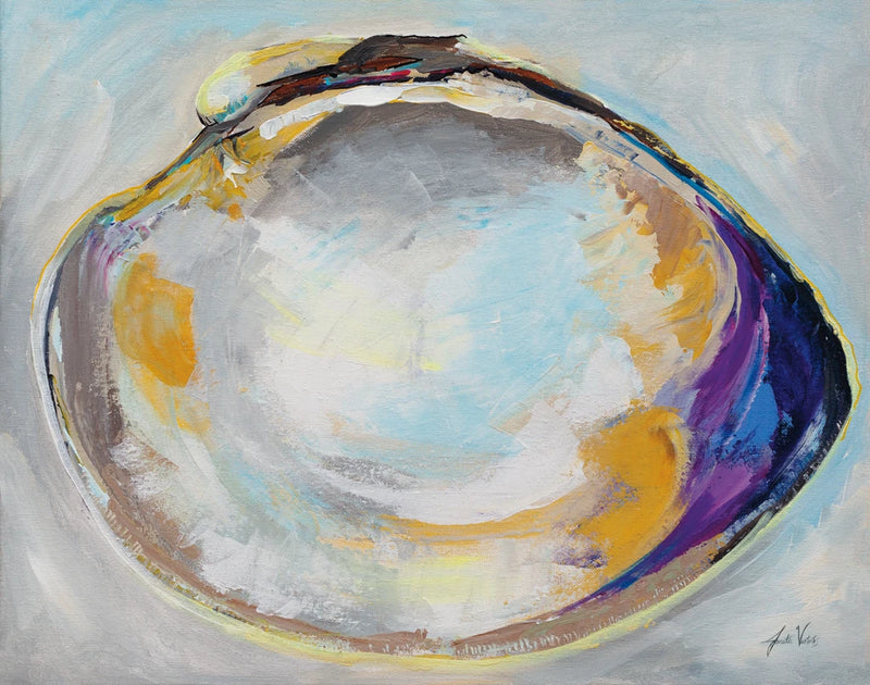 Open Quahog II by Jeanette Vertentes