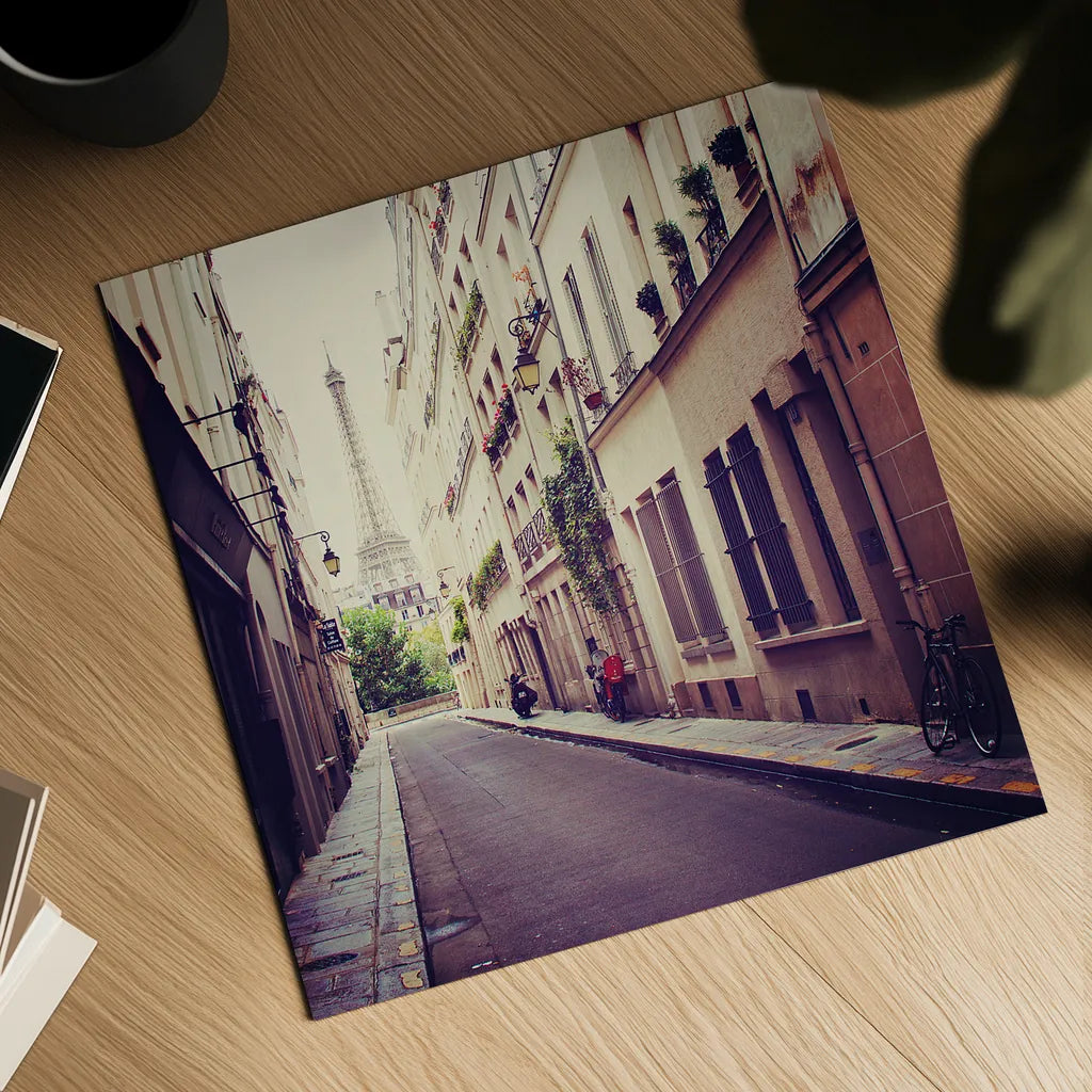 Tour Eiffel by Laura Marshall. Shown as a detailed flat fine art print, highlighting archival giclee quality. Available as an archival giclee rolled canvas, fine art paper, or poster print. SKU 21921a.