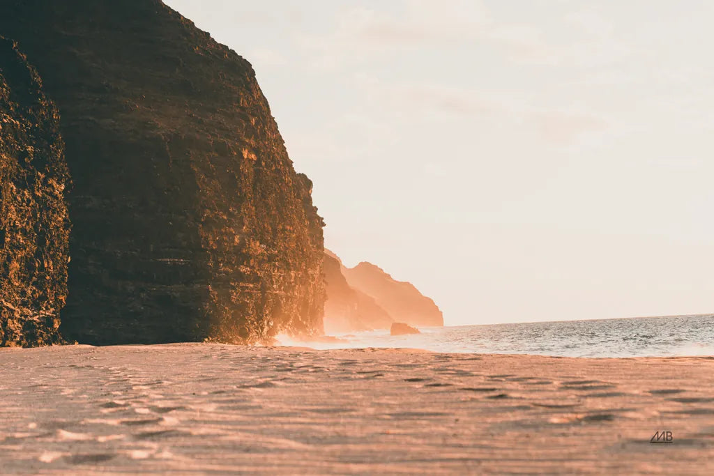 Hawaiian Glow by Max Blakesberg Studios. SKU 91006i. Archival Giclee Fine art print for wall decor.